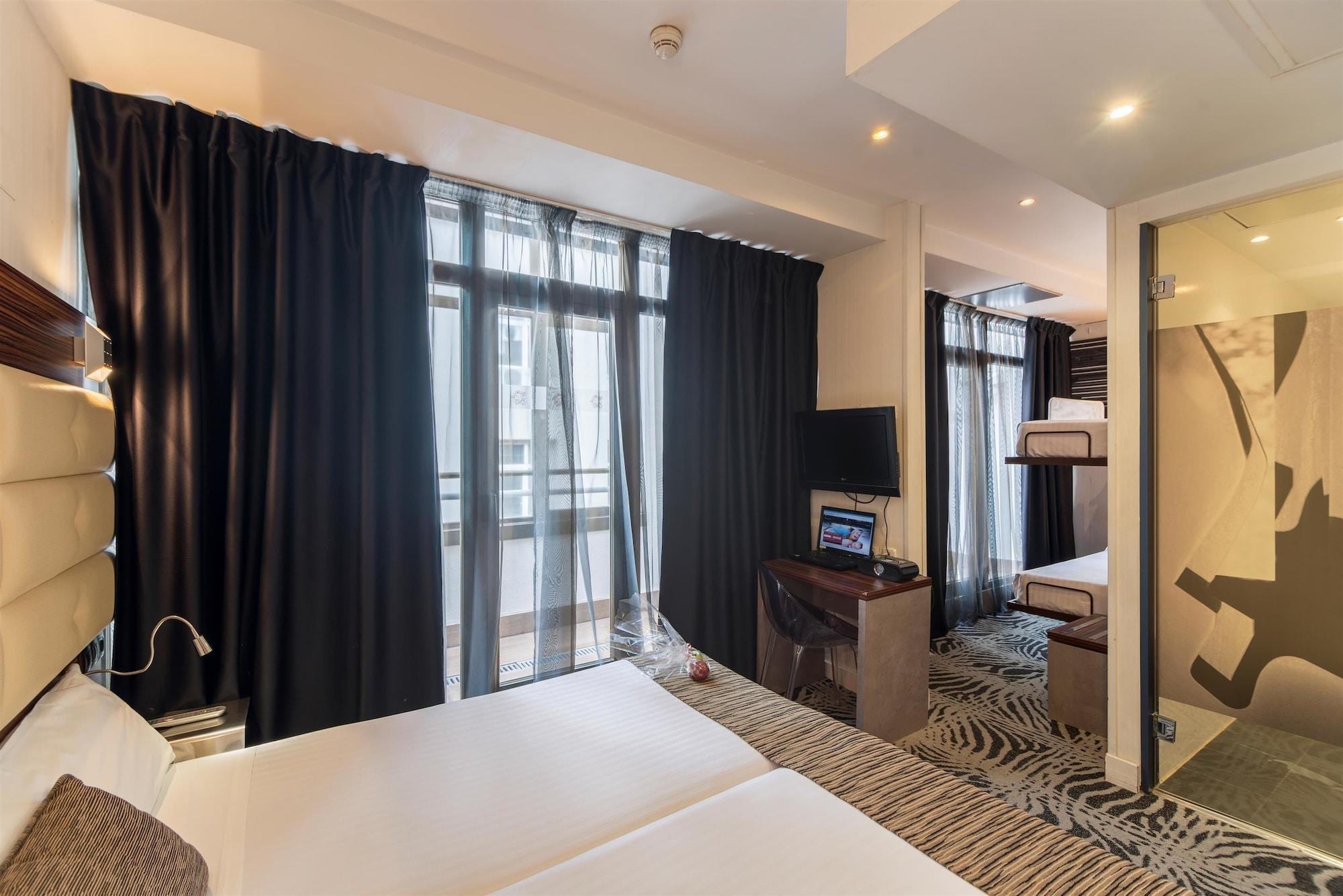 Petit Palace Cliper-gran Via 3*