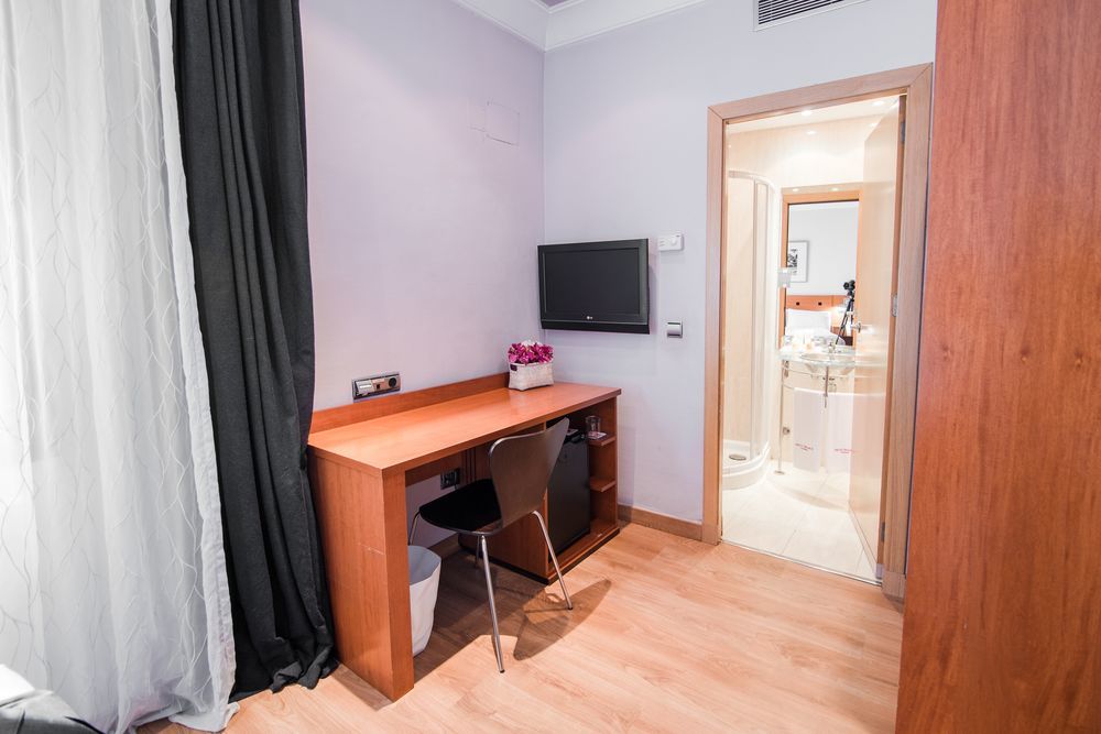 Petit Palace Cliper-gran Via Hotel