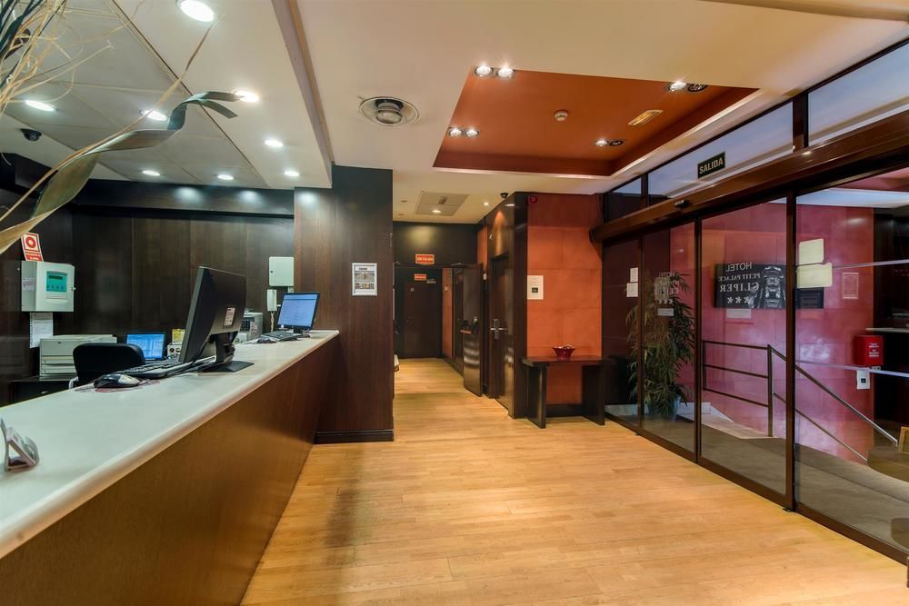 Hotel Petit Palace Cliper-gran Via 3*
